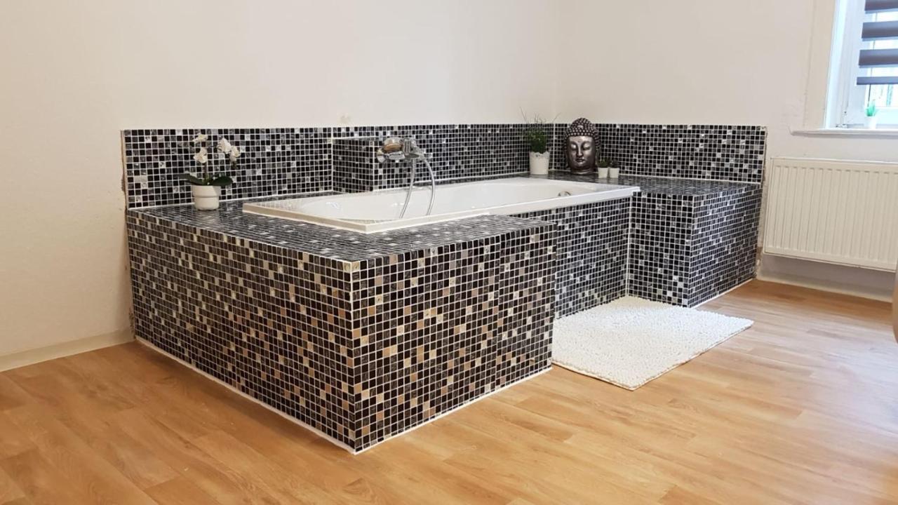 Euphoras - Top Ausgestattete Ferienwohnung Mit 105 Qm Und 3 Schlafzimmern 클라우슈탈젤러펠트 외부 사진