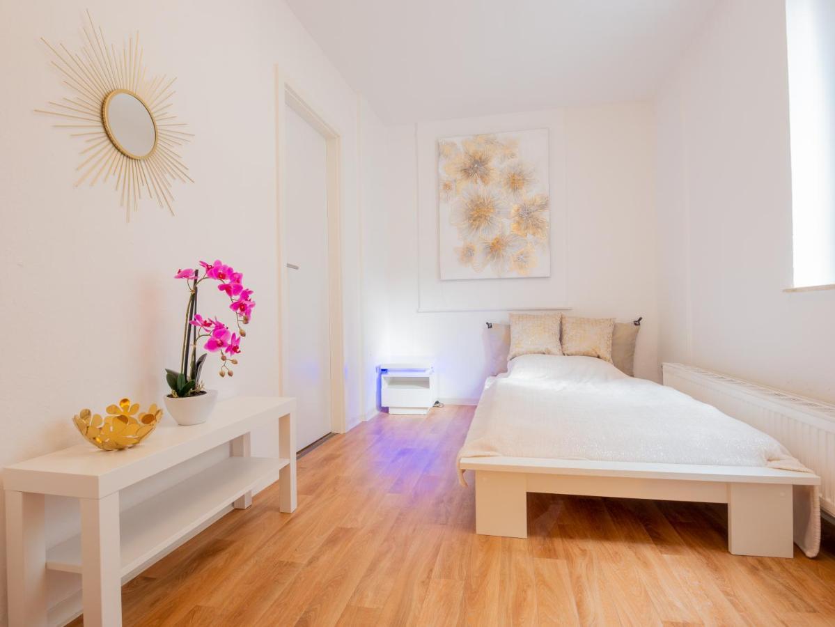 Euphoras - Top Ausgestattete Ferienwohnung Mit 105 Qm Und 3 Schlafzimmern 클라우슈탈젤러펠트 외부 사진